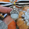 SIZE 6.5, 'Tis the Season.. for skulls warpped in ribbons!