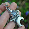 Witch Familar, Howlite Moon