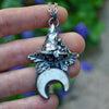 Witch Familar, Howlite Moon