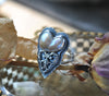 SIZE 7 - Pearl Heart